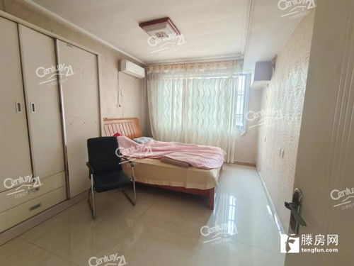 浦東花園,城東經(jīng)典別墅,上下三層,精裝修,證滿五年,超大客廳,8室房間多層,帶院子,實際面積更大,地 滕州二手房出售