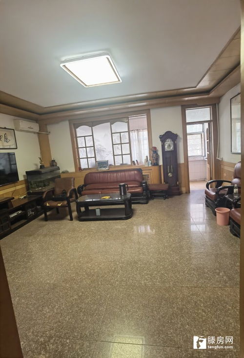 市中心 新興南區(qū)2樓152平方,裝修,3室2廳2衛(wèi)145萬出售,送儲藏室 滕州二手房出售