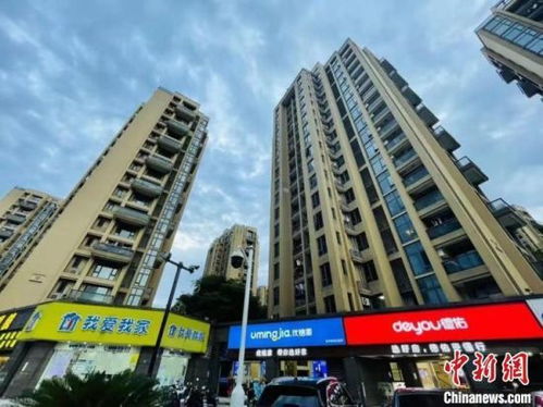 排隊看房 千人搖號 再現,樓市 小陽春 來了